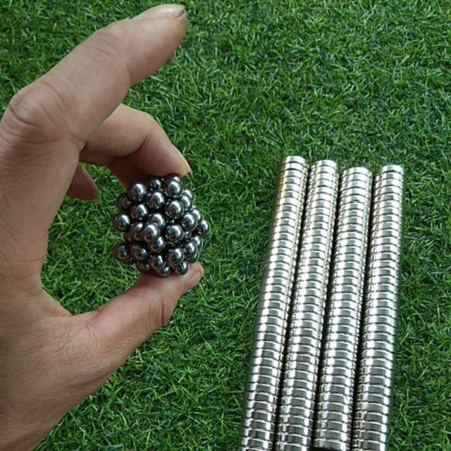 Nam châm đất hiếm kích thước 20*5mm hít rất mạnh !