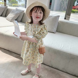 Váy hoa vàng cho bé gái cực xinh
