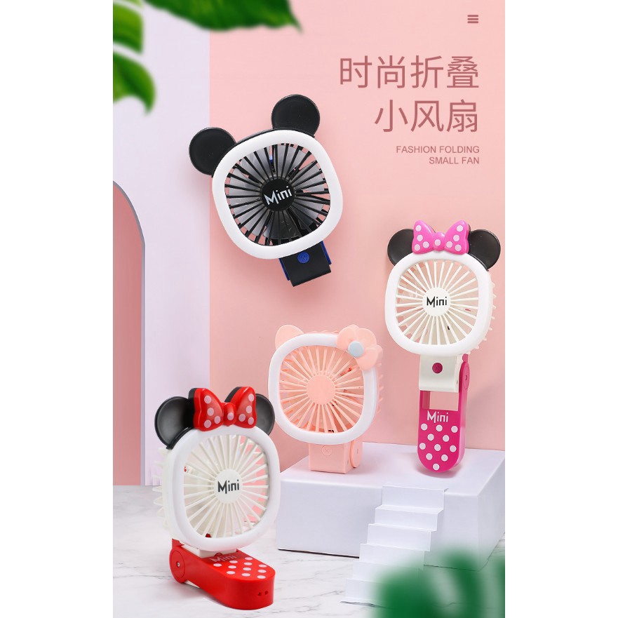 [Mã ELHA22 giảm 5% đơn 300K] CHÍNH HÃNG  Quạt Xếp Cầm Tay Có Đèn Led Hình Mickey / Minnie Đáng Yêu