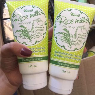 Sữa rửa mặt gạo Rice Milk Thái Lan