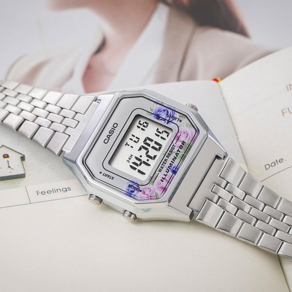 Đồng hồ nữ dây kim loại Casio Anh Khuê LA680WA-4CDF
