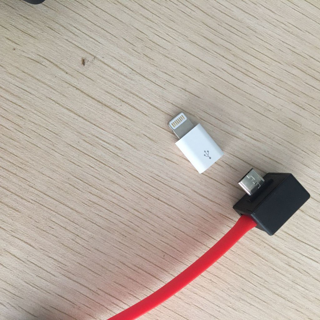 Sạc dự phòng - Bộ sạc dự phòng mini móc khóa - Đầu vào micro usb sạc dự phòng mini pin AA tiện dùng và an toàn