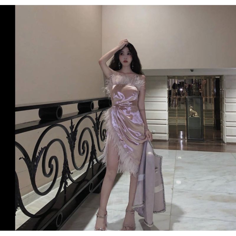 ĐẦM VẠT CHÉO TUA LÔNG VŨ