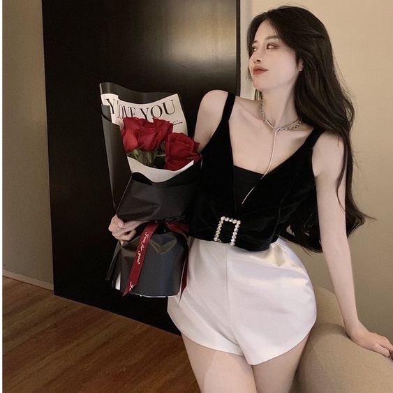 Set Áo 2 Dây Nơ Đá + Quần Short Trơn LSEOUL B1135 Trẻ Trung Cá Tính Năng Động