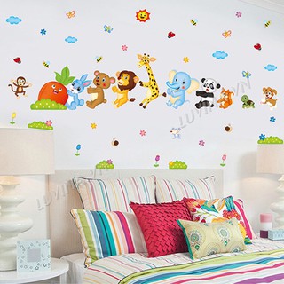 Decal dán tường trang trí phòng khách, phòng ngủ, phòng ăn,phòng cho bé - Thỏ nhổ củ cải