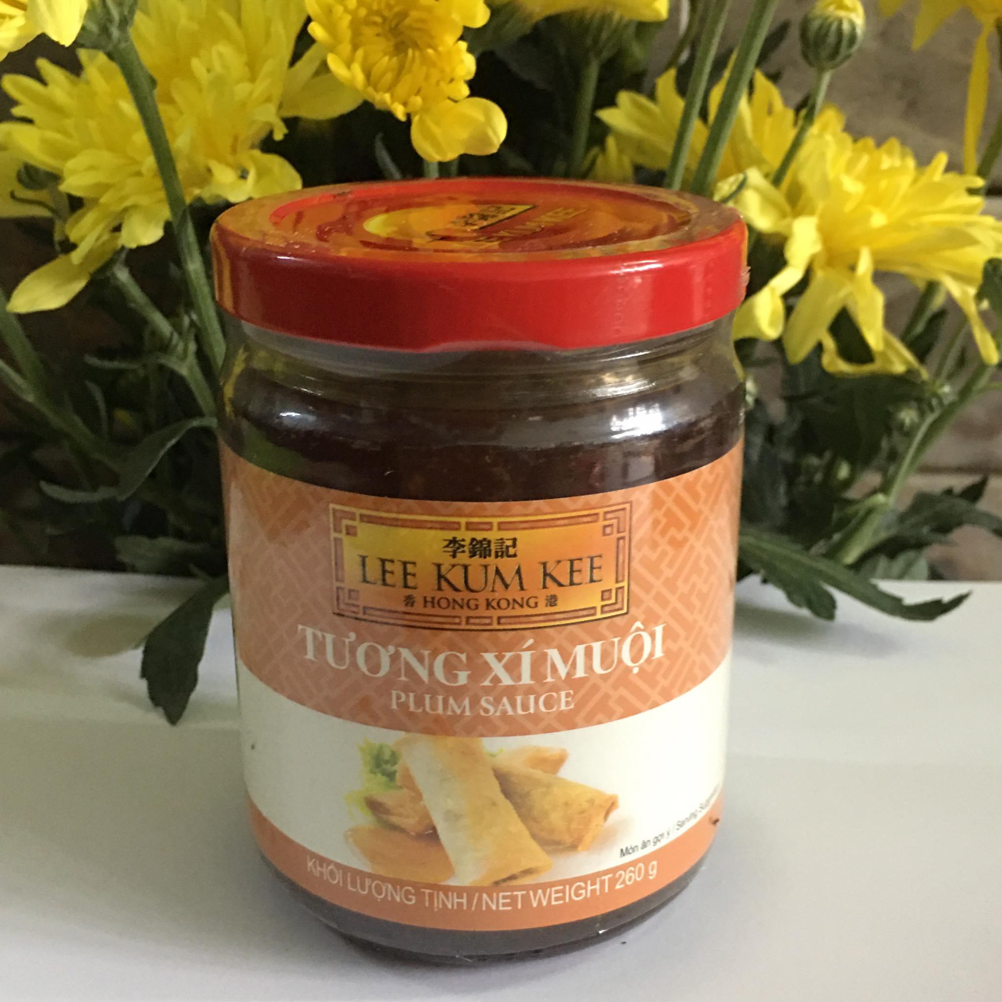 TƯƠNG XÍ MUỘI LEEKUMKEE 260G - PLUM SAUCE