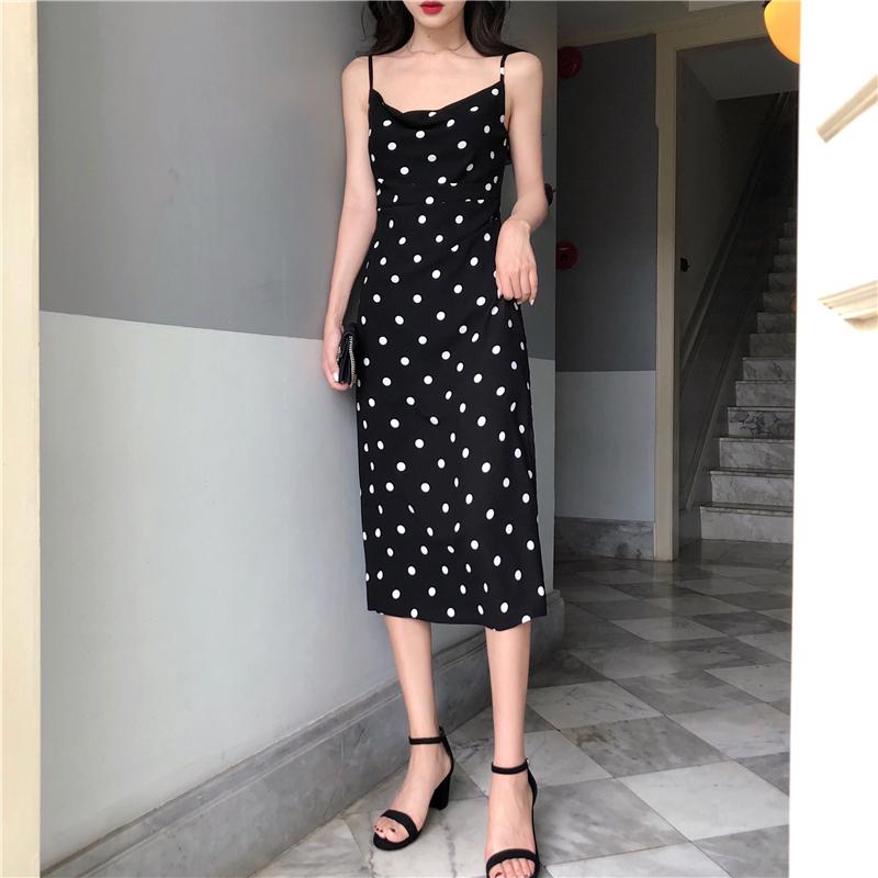 Đầm hai dây họa tiết chấm bi phong cách retro hàn quốc