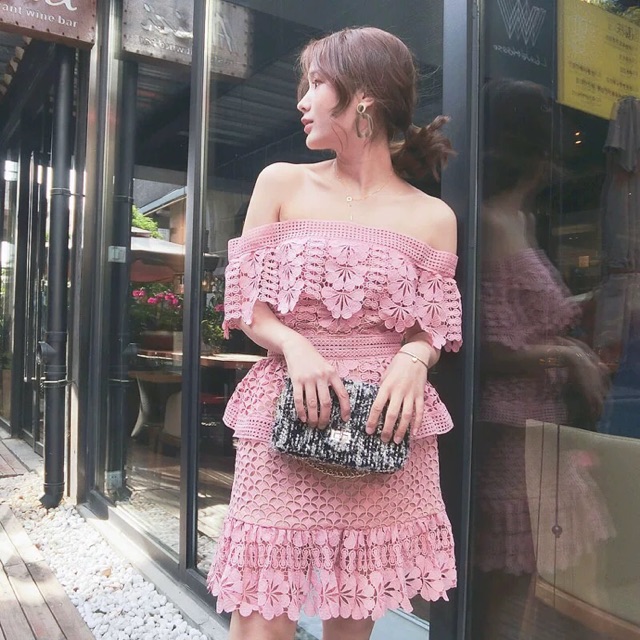 Đầm ren trễ vai hàng cao cấp Ảnh thật phía cuối