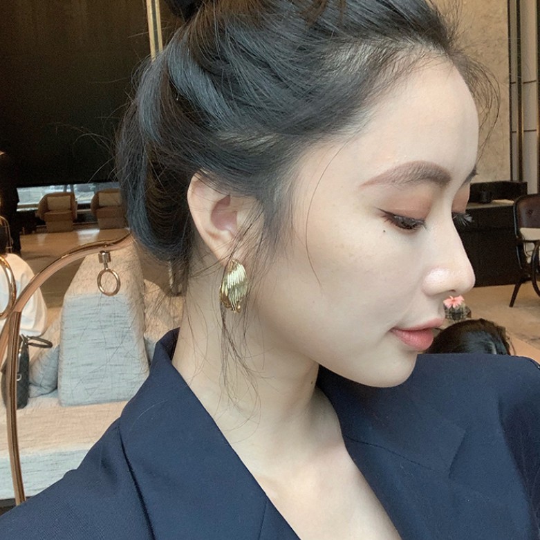 Bông Tai Hình Kim Băng Sang Trọng / Khuyên tai
