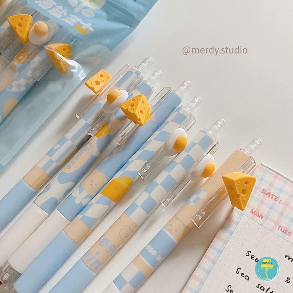 Bút gel bấm UMEI mực đen ngòi kim cao cấp thanh cài cheese &amp; trứng rán