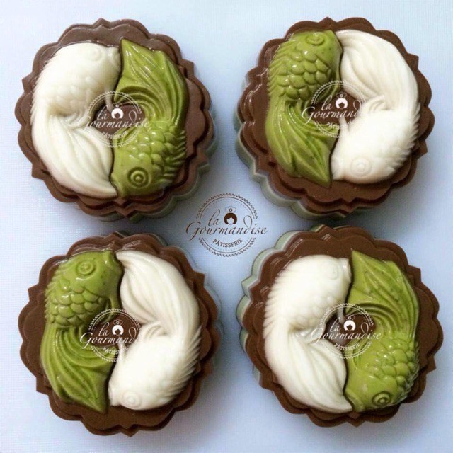 Khuôn rau câu trung thu HỒNG 9cm nhận xôi cơm, hộp đế đen đựng bánh  - Moon cake