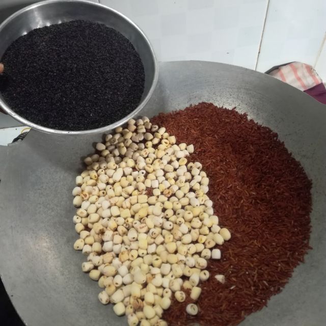 Bột Gạo lứt ,hạt sen ,mè đen 1kg