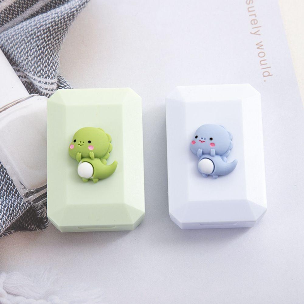 Hộp Đựng Kính Áp Tròng Bằng Nhựa Chống Nước In Hình Hoạt Hình Có Gương Soi Cho Nữ