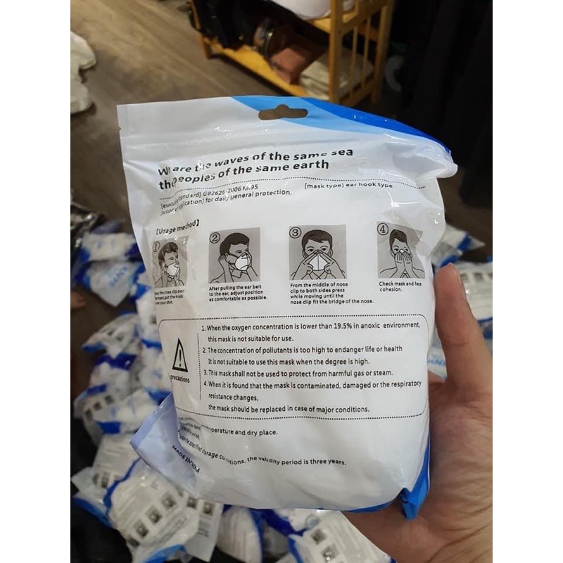 SET 10 CHIẾC Khẩu trang N95 KN95 5 lớp chống bụi mịn PM2.5, có kẹp kim loại chắc chắn ở sống mũi | BigBuy360 - bigbuy360.vn