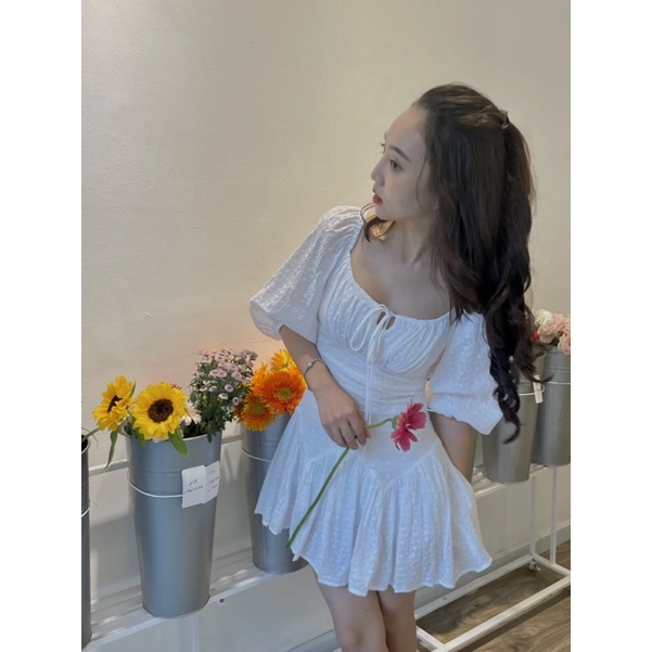 ICHIE.STUDIOS  | MEI DRESS- Đầm trắng thêu hoa mai