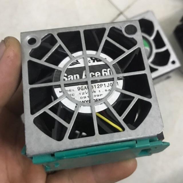 Quạt san ace 60 12v 1.5A , vuông 6cm có khung thép bảo vệ