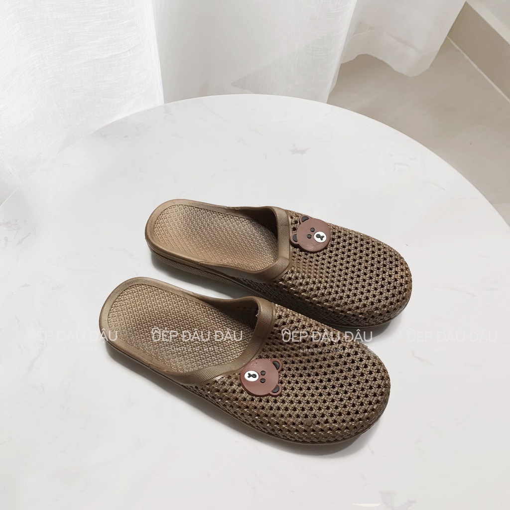 Dép Sục Nhựa Lỗ Nữ Sticker Gấu Brown Nhựa Dẻo Đi Mưa Êm Ái Thời Trang
