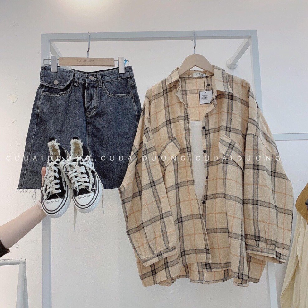 Áo sơ mi nam nữ kẻ sọc 2 túi lệch phối tay bồng/ Áo sơ mi cổ bẻ tay dài dáng suông ulzzang | BigBuy360 - bigbuy360.vn