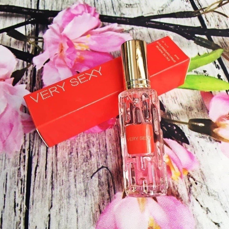 Nước hoa mini very sexy nữ 20ml dạng xịt- mẫu 4d- Mùi Very Sexy Ngọt ngào Quyến rũ
