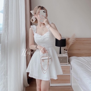 Đầm xốp xoè bèo vai