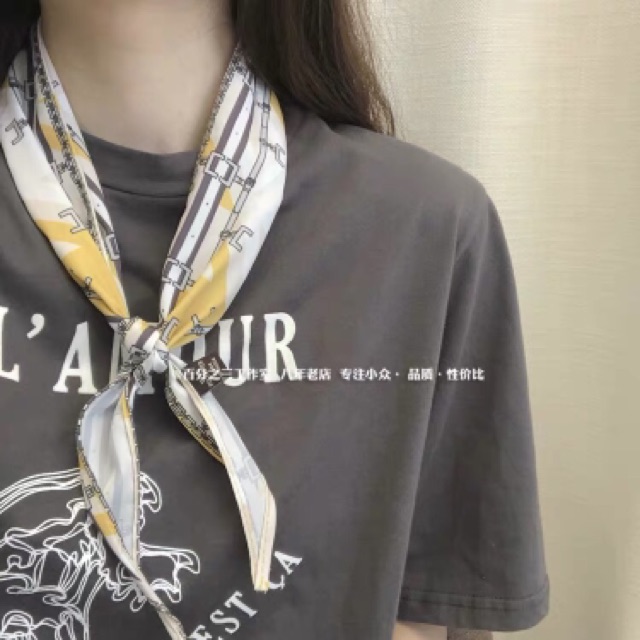 Khăn choàng cổ in hình dễ thương