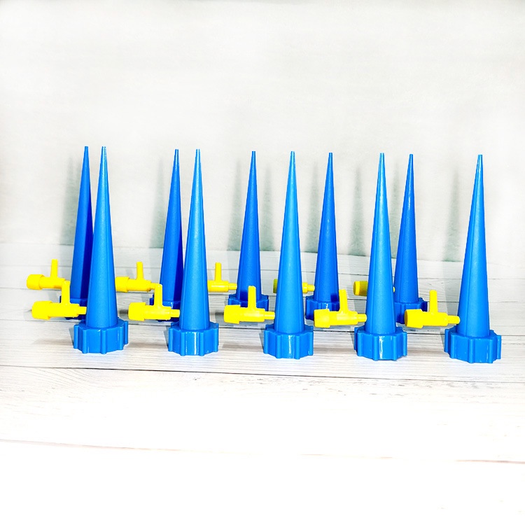 Đầu Tưới Điều Chỉnh Nhỏ Giọt Tự Động Gắn Chai Nước