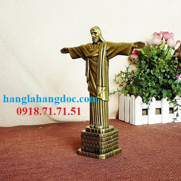 Mô hình tượng chúa Jesu dang tay 18.5cm