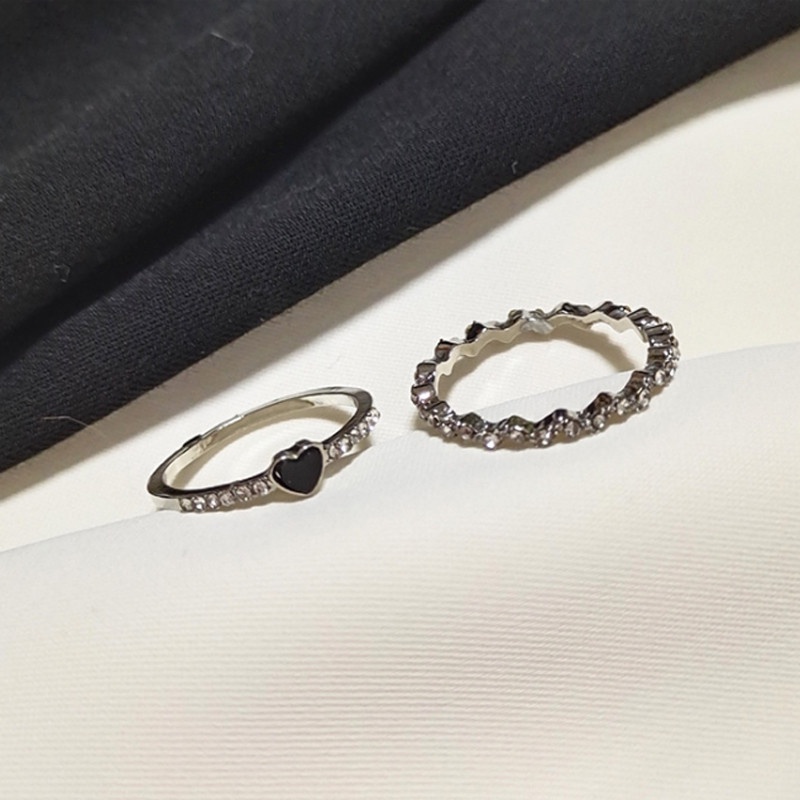 Nhẫn đính đá zircon hình trái tim màu đen đơn giản thời trang nữ tính