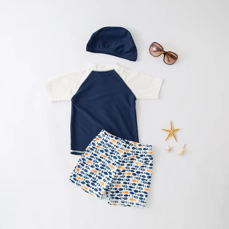 Set đồ bơi sang chảnh kèm mũ cho bé trai từ 12-40kg