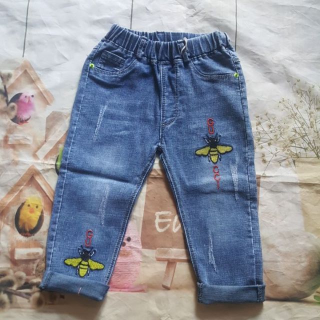 Quần jean cho bé gái con ong 10kg -15kg