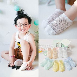 [1 Đôi Ngẫu Nhiên] VỚ CHO BÉ TRAI / GÁI 3 tháng 4 tuổi VO142