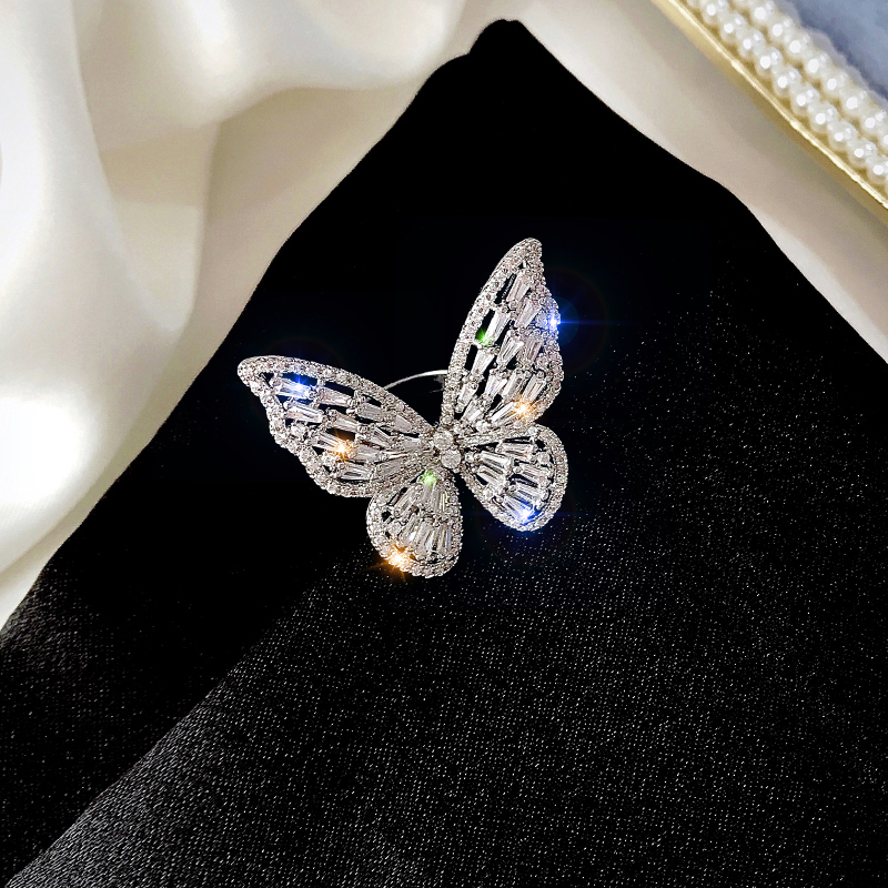 Nhẫn mở hình bướm kim cương toàn bộ