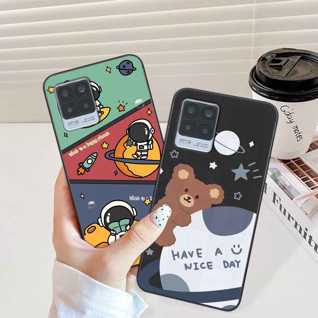 Ốp Realme 8 in hình vũ trụ, phi hành gia bầu trời cute dễ thương