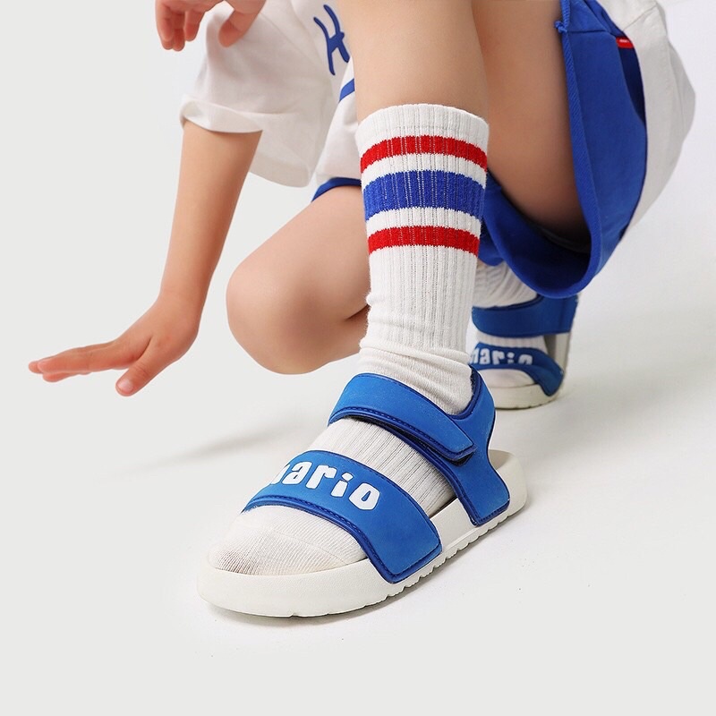 Sandal Mario Chữ trẻ em siêu nhẹ chống trơn trượt có quai hậu cho bé
