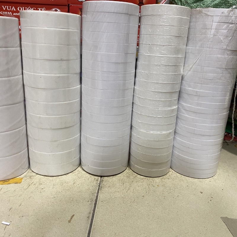 1 Cây băng dính hai mặt đủ size