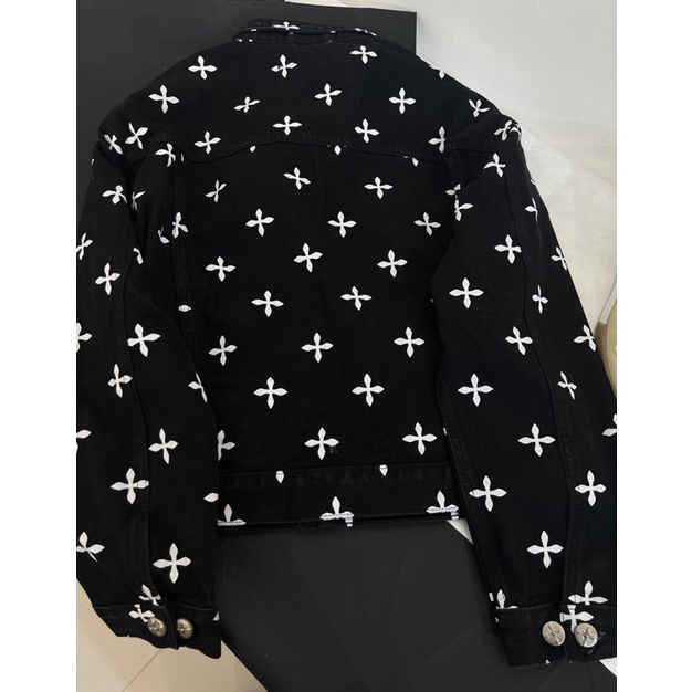 Áo khoác jeans đen hoạ tiết trắng cho nữ thương hiệu SMFK cao cấp