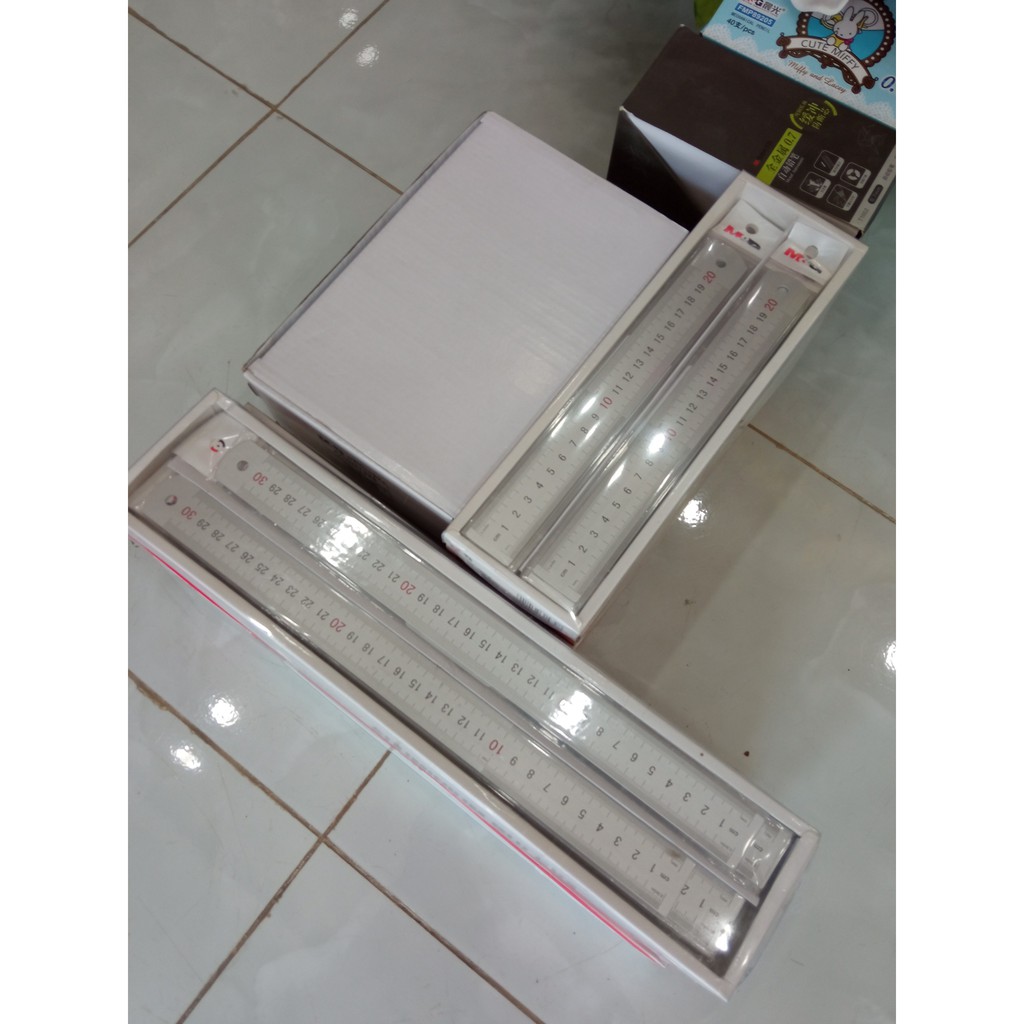 Thước nhôm M&G 20cm ARLN0483