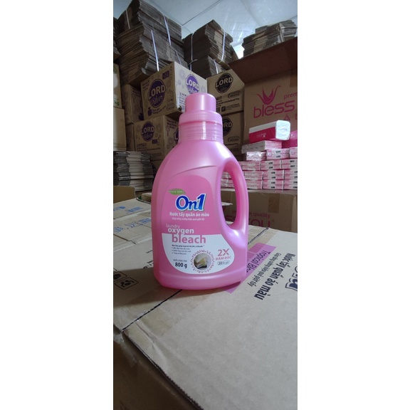 Nước tẩy chuyên dụng cho quần áo màu On1 800g