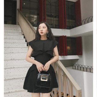 [ ĐẦM ĐỘC LẠ] ĐẦM ĐEN SANG CHẢNH CHÍT EO