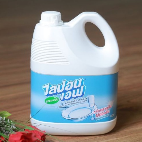 Nước rửa chén Thái Lan LIPON 3600/800ml rửa sạch vết dầu mỡ không hại da tay
