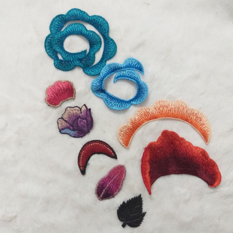 Cánh hoa trang trí.