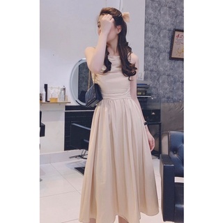 váy maxi hở lưng