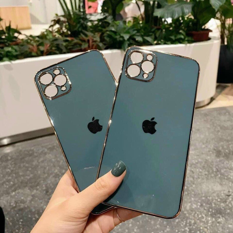 Ốp lưng giả iPhone 12 Pro Max silicon màu viền vuông mạ chỉ vàng dành có các dòng máy iPhone.