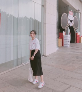 Chân váy xếp ly