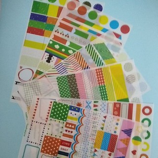 Một tấm sticker ngẫu nhiên giá rẻ bèo