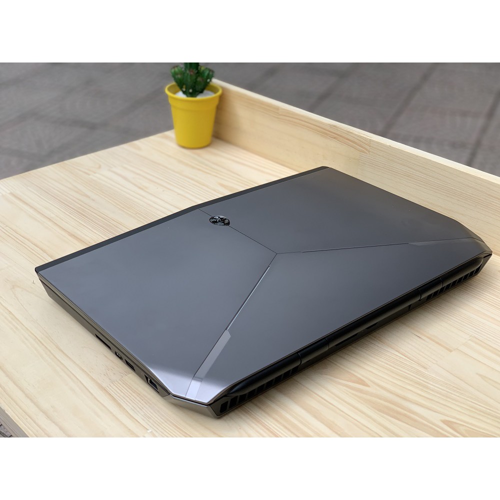 Máy tính xách tay Dell Alienware 15R2 : I7-6700HQ | DDR4 16G | SSD 128G + HDD 1Tb | GTX 970M | 15.6FullHD likenwe | ALW