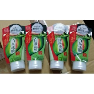 Sữa rửa mặt trà xanh Nhật Bản