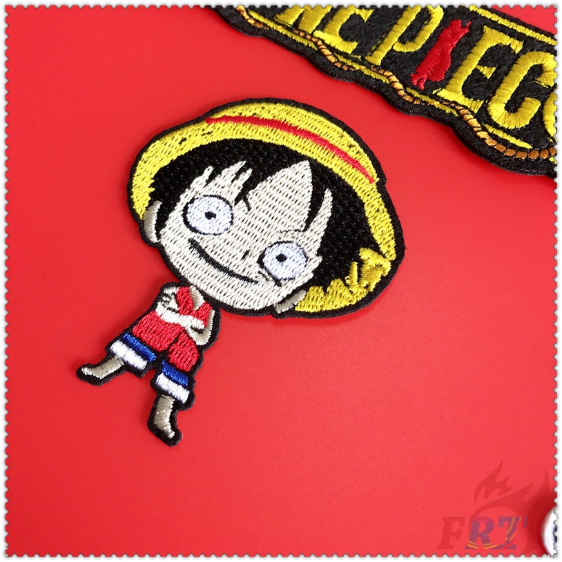 Set 5 Miếng Vá Nhiệt Dùng Trang Trí Áo Quần Hình Nhân Vật Trong Phim Hoạt Hình One Piece