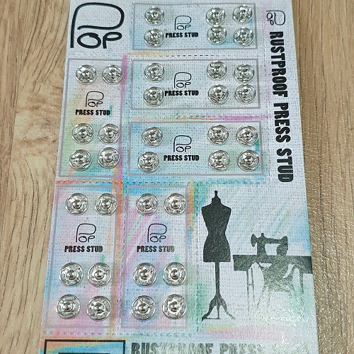 Vỉ Nút Bấm Thép Kết (May) Bằng Tay 7mm Dùng Cho May Mặc Màu Đen - Màu Trắng ( 36 nút / vỉ )