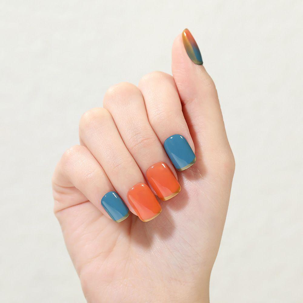 Bộ Móng Tay Giả Ngắn Họa Tiết Bò Sữa Màu Gradient Thời Trang